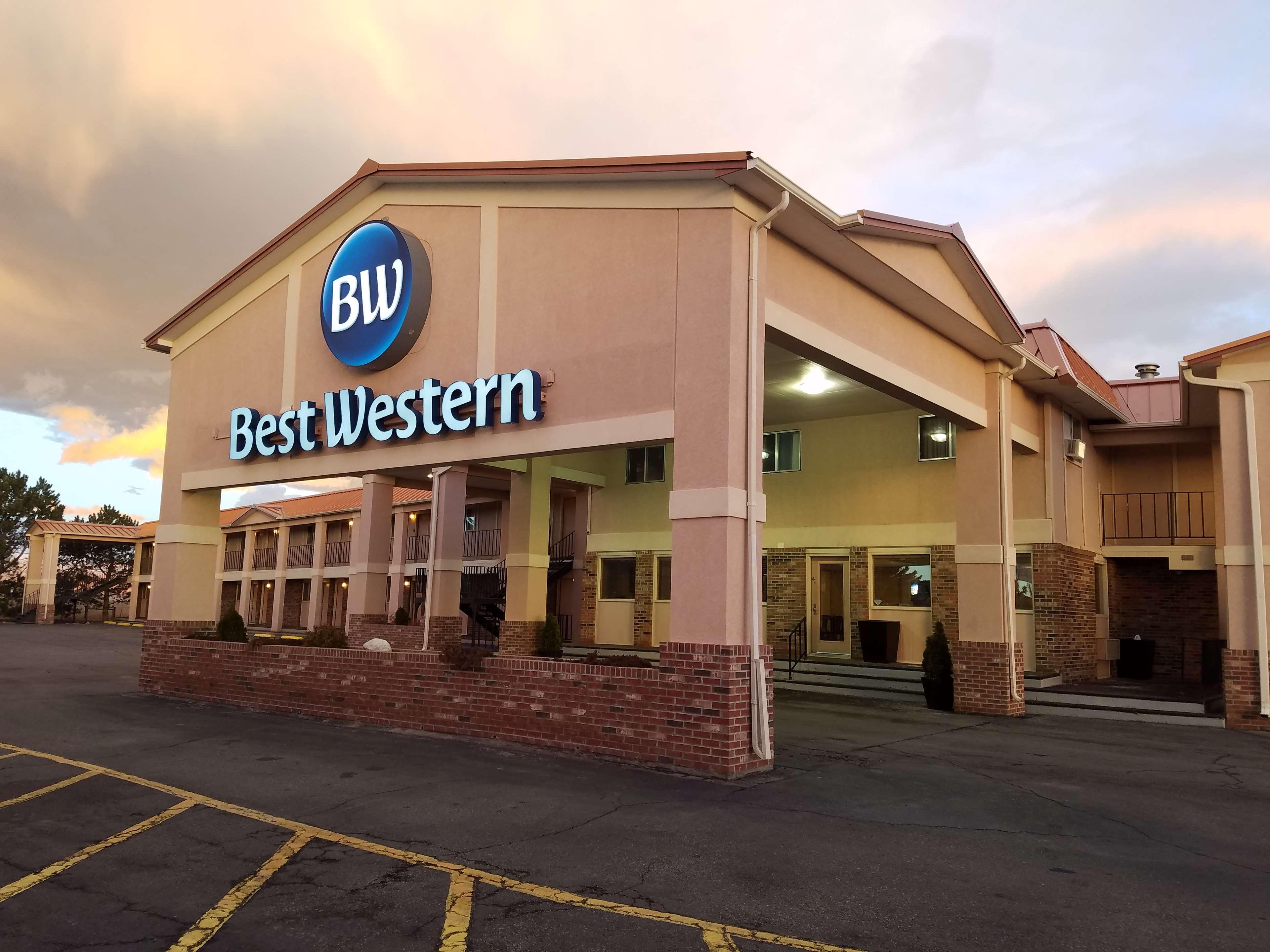 Best Western Torchlite Wheatland Exterior photo